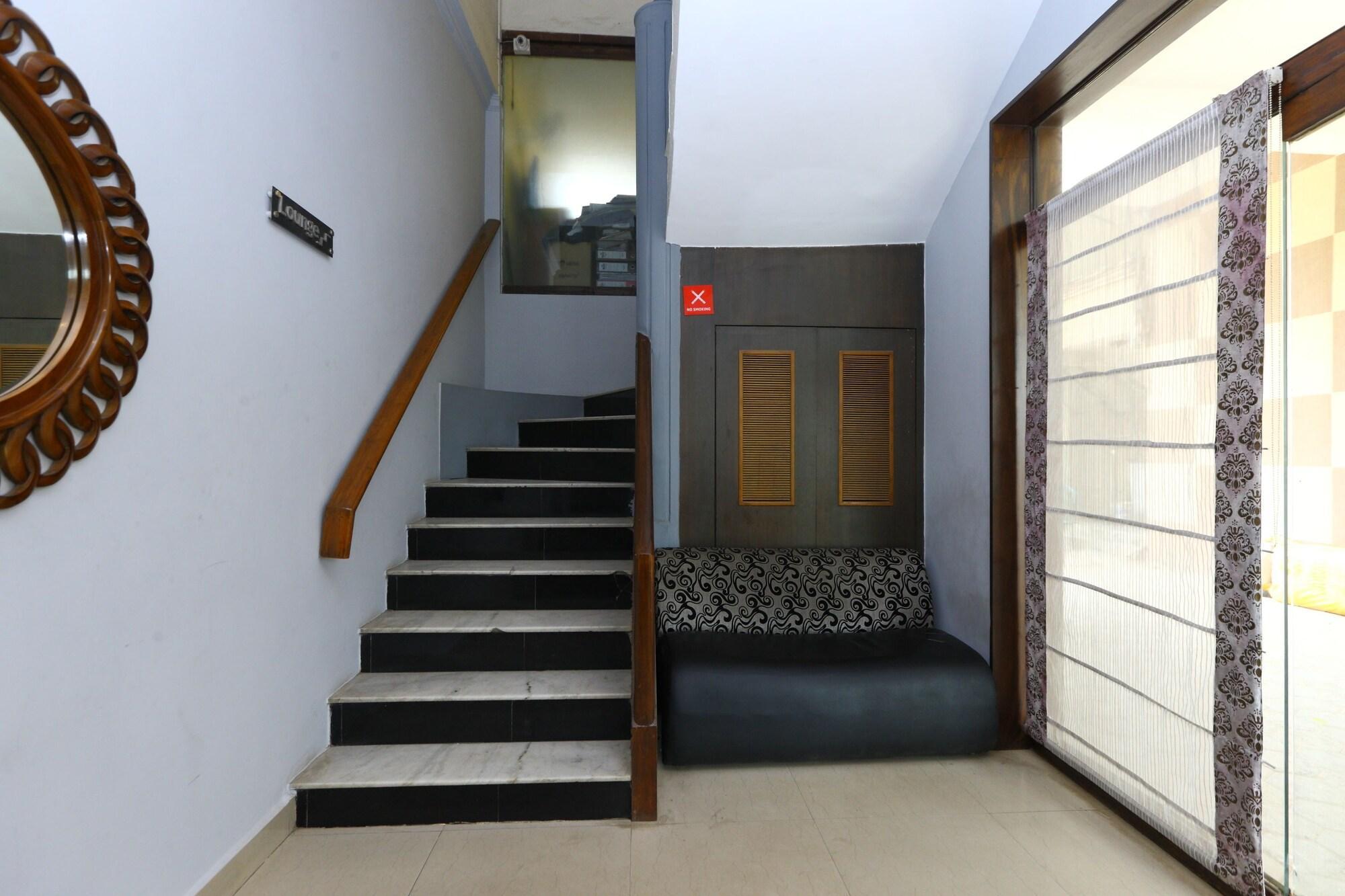 Oyo Flagship 470 Us Consulate Hotel Chennai Exterior photo