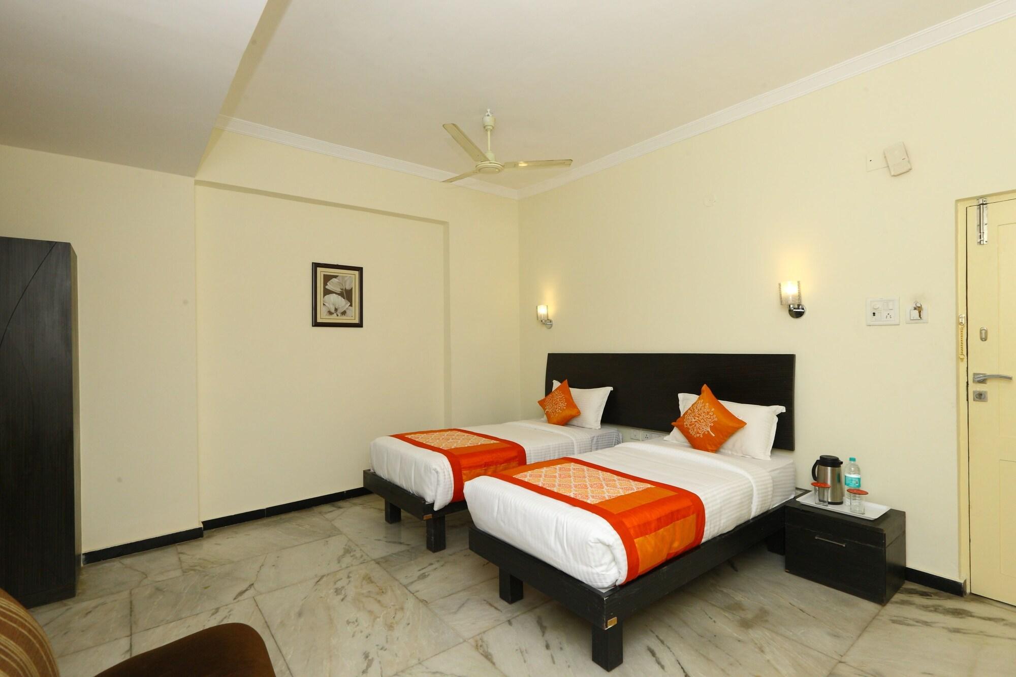 Oyo Flagship 470 Us Consulate Hotel Chennai Exterior photo